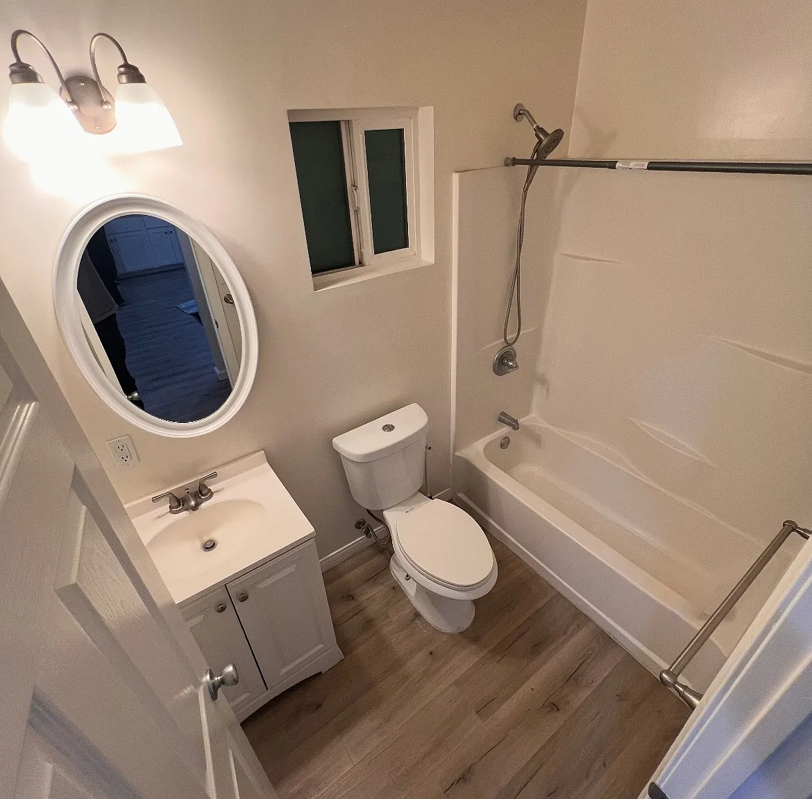 1 bed, 453 sqft, $1,900 — Photo 2