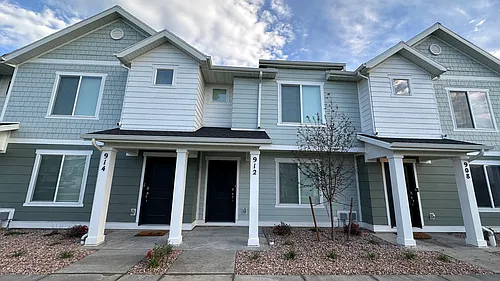 912 E Barrelman Ct Photo 1
