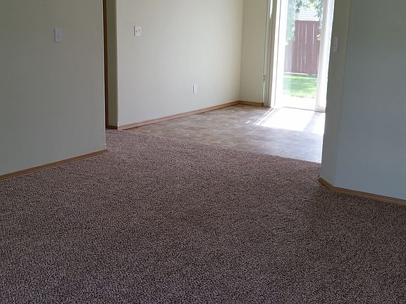 4th image of 518 E Connie Ray Ave