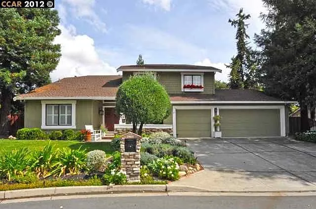 102 Stowbridge Ct photo 1