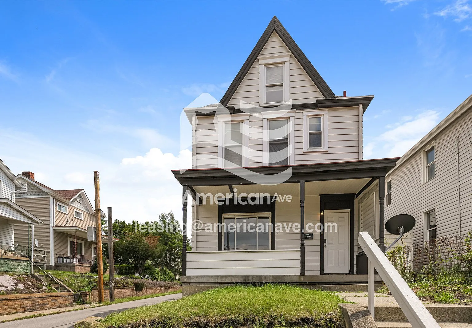 3 bed, 1.0 bath, 1446 sqft, $1,450 — Photo 1