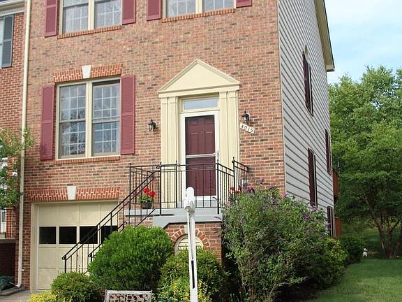 2nd image of 4019 Dogberry Ln