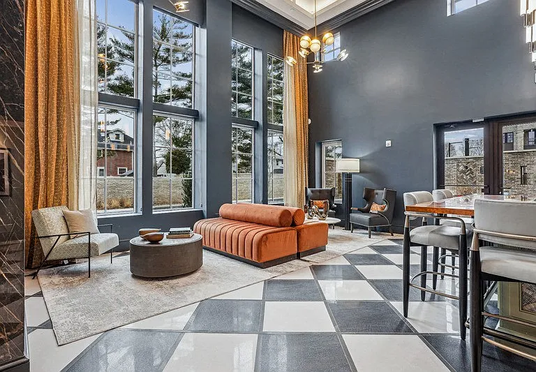 Florent Clubroom & Viewing Lounge