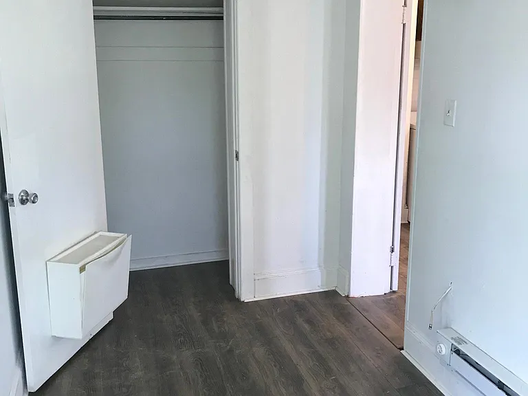 512 S 41st St #6 — Photo 32