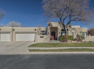 1675 Tierra Del Rio NW, Albuquerque, NM 87107
