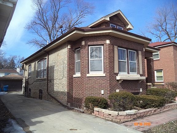 3rd image of 2102 S 11th Ave