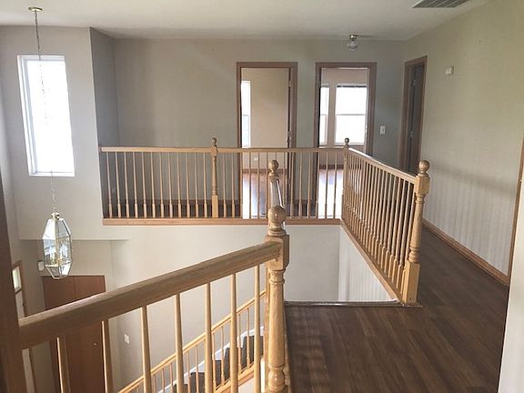 2nd image of 776 Panorama Ct