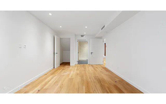 Rented by Douglas Elliman | media 49