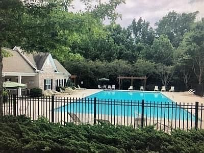 1st image of 3073 Cross Creek Dr #123