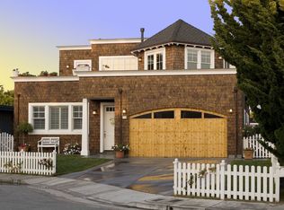 216 Stockton Ave, Santa Cruz, CA 95060