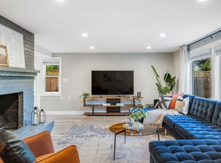 117 NW 191st St #C, Seattle, WA 98177