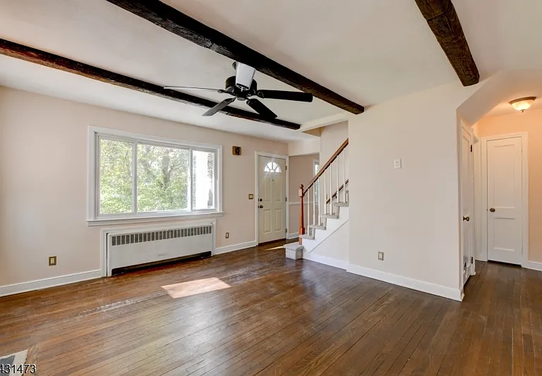 72 Colonial Dr — Photo 16