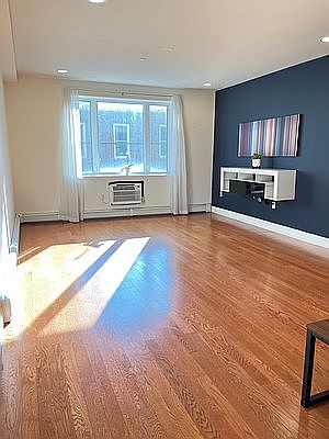 1st image of 480 Eastern Pkwy #2B