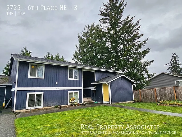 9725 6th Pl NE #3 — Photo 1