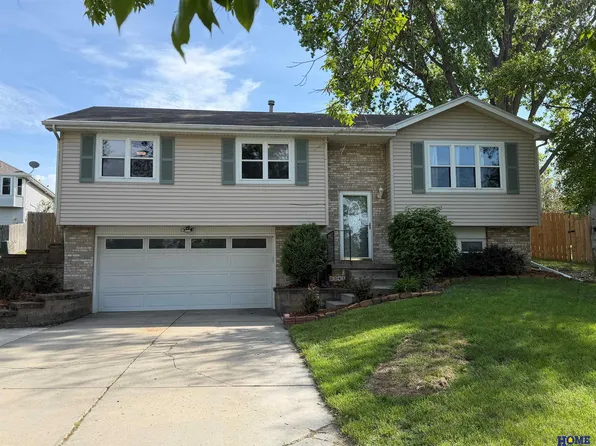 5241 S Bennington Pl, Lincoln, NE 68516