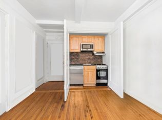 457 W 57th St #1501, New York, NY 10019