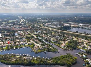 585 SW Yacht Basin Way, Stuart, FL 34997