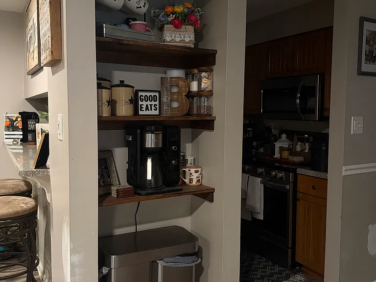 1117 Castle Harbour Way #1B — Photo 6