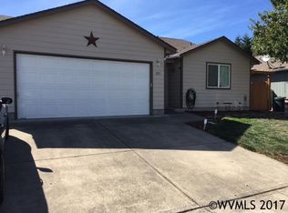 923 Hawaii St SE, Salem, OR 97317