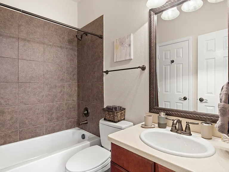 201 Barkley Dr — Photo 24