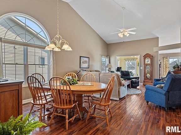 2nd image of 4144 Highbury Dr