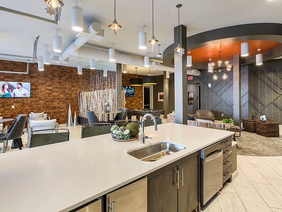Clubhouse Kitchen