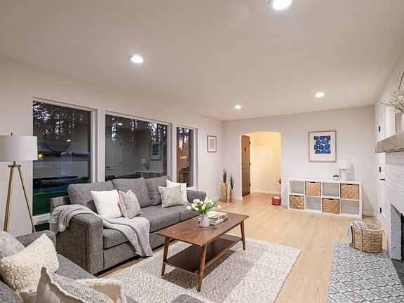4th image of 12423 Avenue Dubois SE