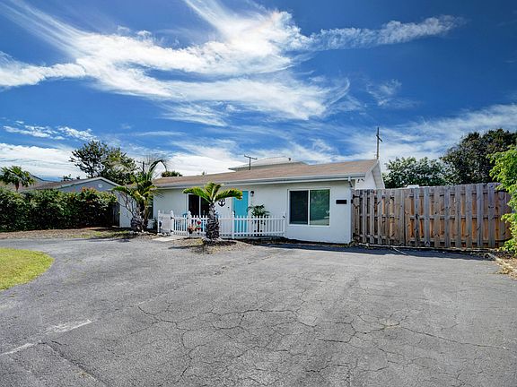 2nd image of 348 Russlyn Drive