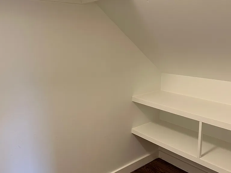 Walk in closet