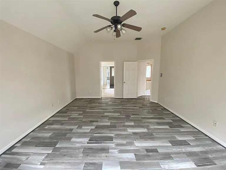 21239 Rush Hollow Ct — Photo 20