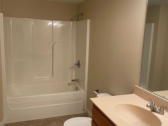 4th image of 11975 Village Cir