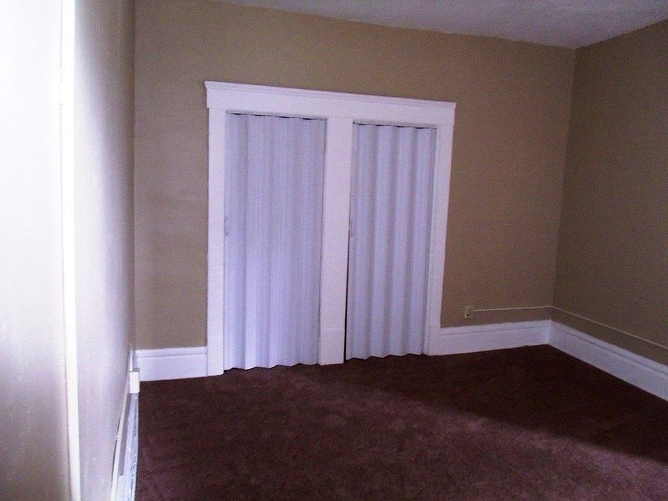 2nd image of 633 N Howard St APT 1
