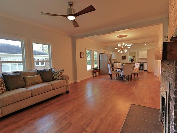 4th image of 619 Clayton Ave