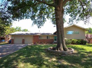 8026 E Lynwood St, Wichita, KS 67207