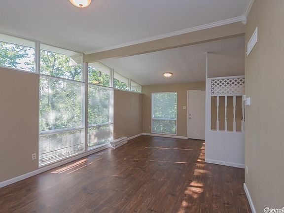5th image of 24 Westmont Cir