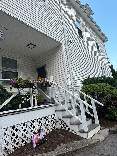 19 Morse St #A Photo 1 19 Morse St #A Photo 1