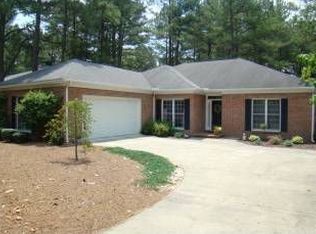315 St Andrews Dr, Southern Pines, NC 28374