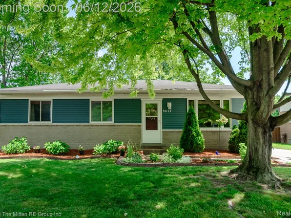 9853 Hamilton St, Van Buren Township, MI 48111
