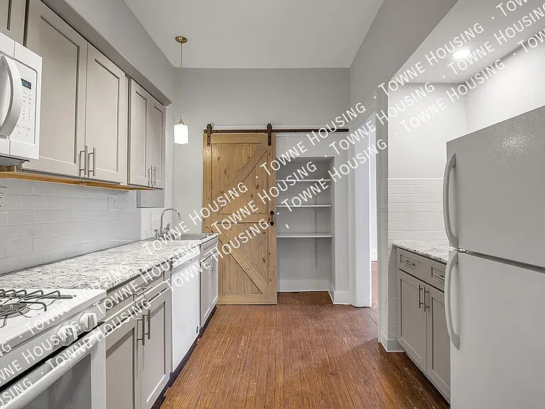 215 Allen St #1 — Photo 21
