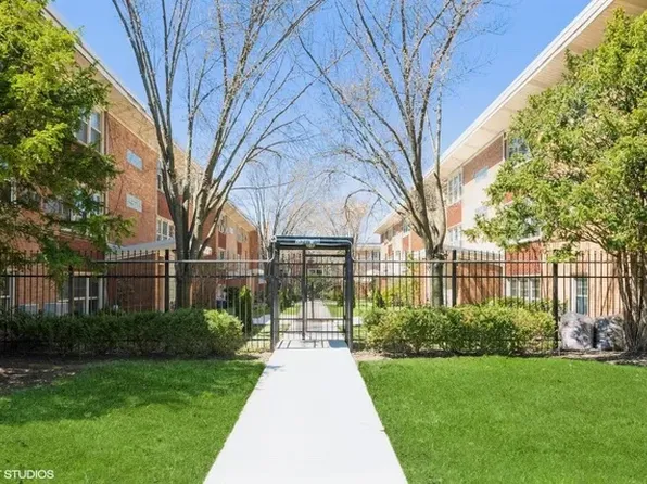 7536 N Ridge Blvd APT 1W, Chicago, IL 60645
