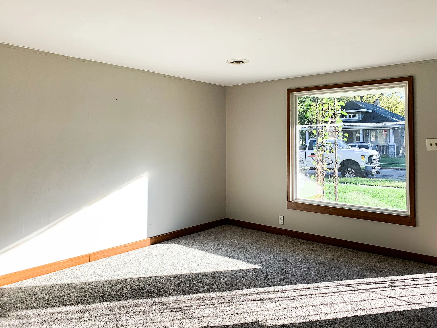 3/1 Rental Home @ 1233 O'Brien, South Bend — Photo 4