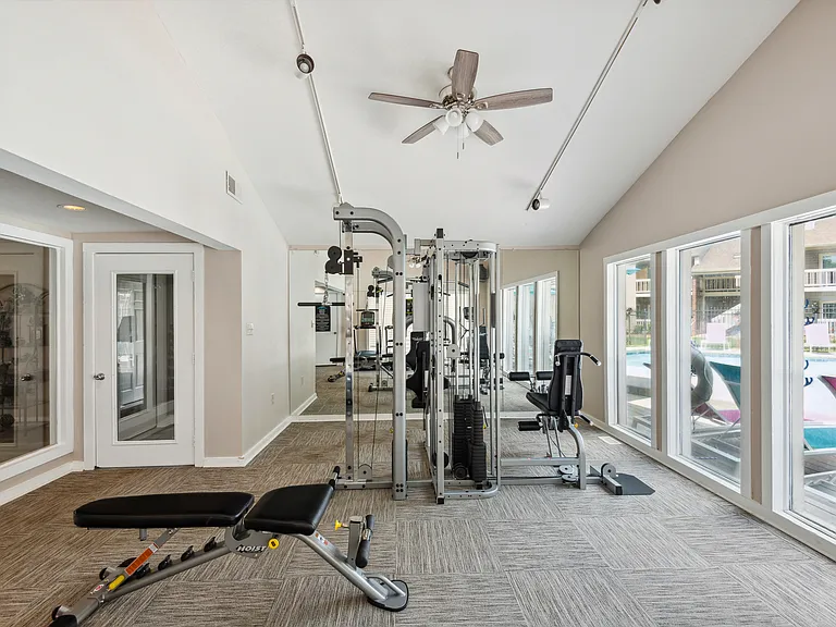 Devonwood Apartment Homes — Photo 13