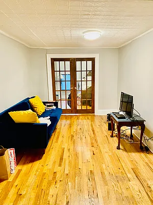 Rented by Carroll Gardens Realty | media 16