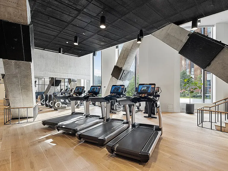 11 Hoyt St #19K — Photo 16