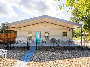 712 Link Dr, Sunrise Beach, TX 78639