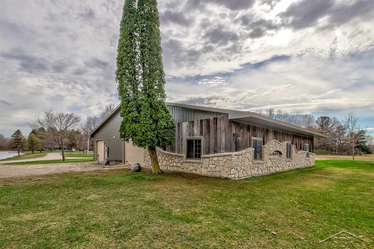 21695 Swan Creek Rd, Merrill, MI 48637 Zillow
