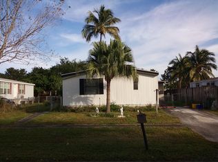 10617 S 228th Ln, Boca Raton, FL 33428