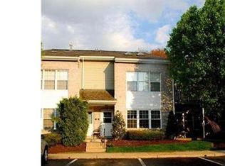 806 Valley Glen Rd, Elkins Park, PA 19027