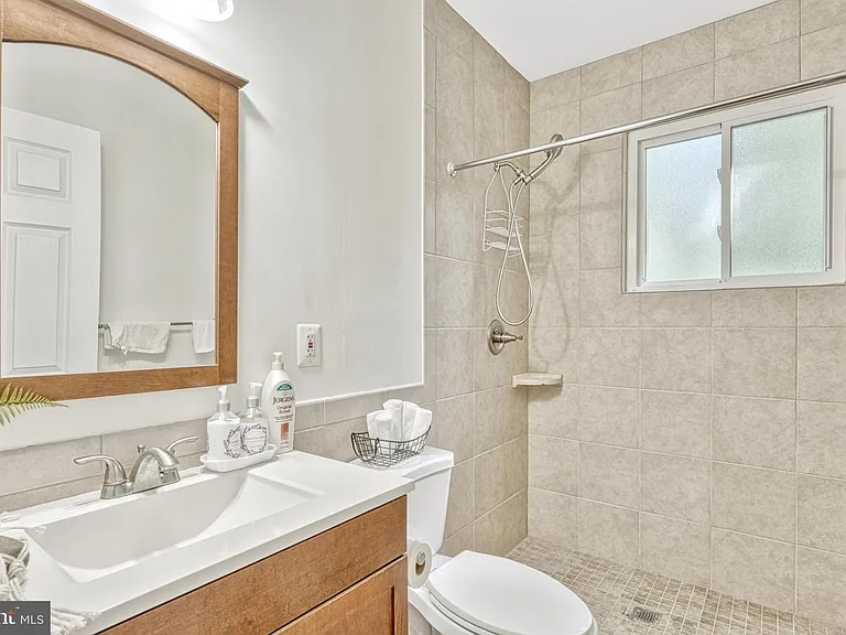 5021 Fleming Dr — Photo 29