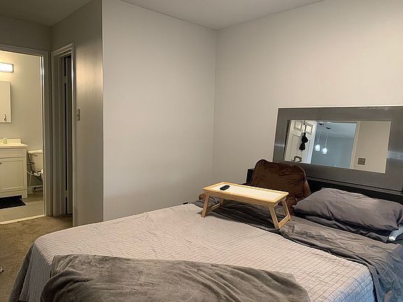 3rd image of 3310 Wyndham Cres #214